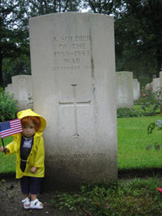 Tilily Holland image
